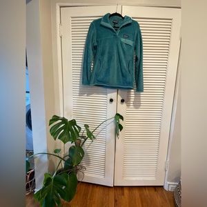 Blue Patagonia Pullover